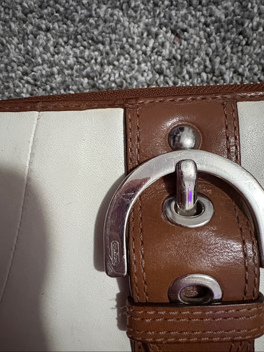 Coach White and Brown Leather Buckle Zip Wallet - Picture 2 of 8